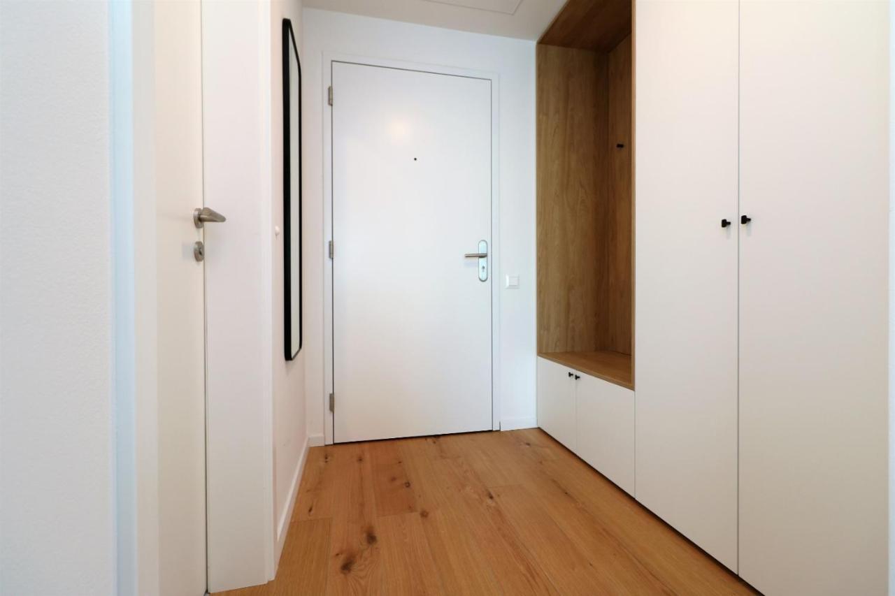 Sky Park New 1-Bedroom Apartment Bratislava Exterior foto