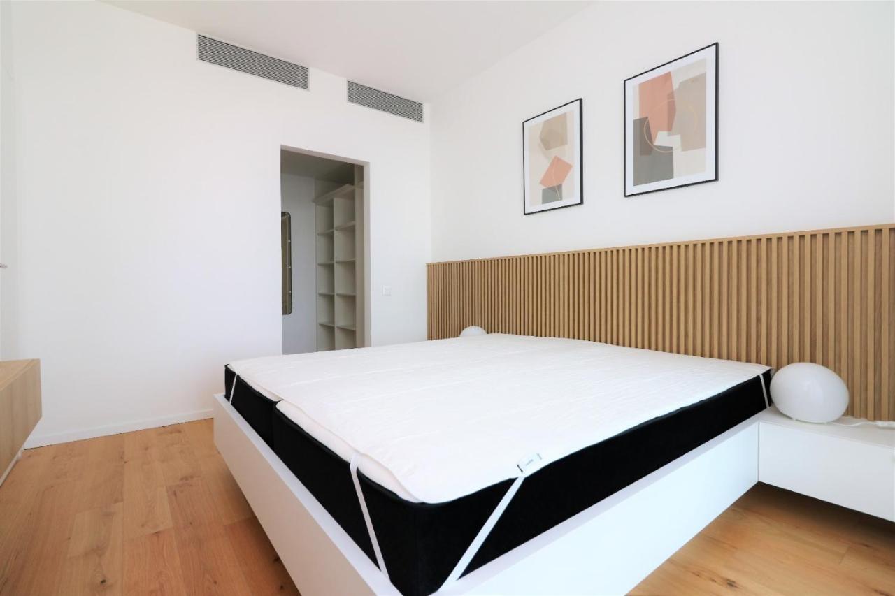 Sky Park New 1-Bedroom Apartment Bratislava Exterior foto
