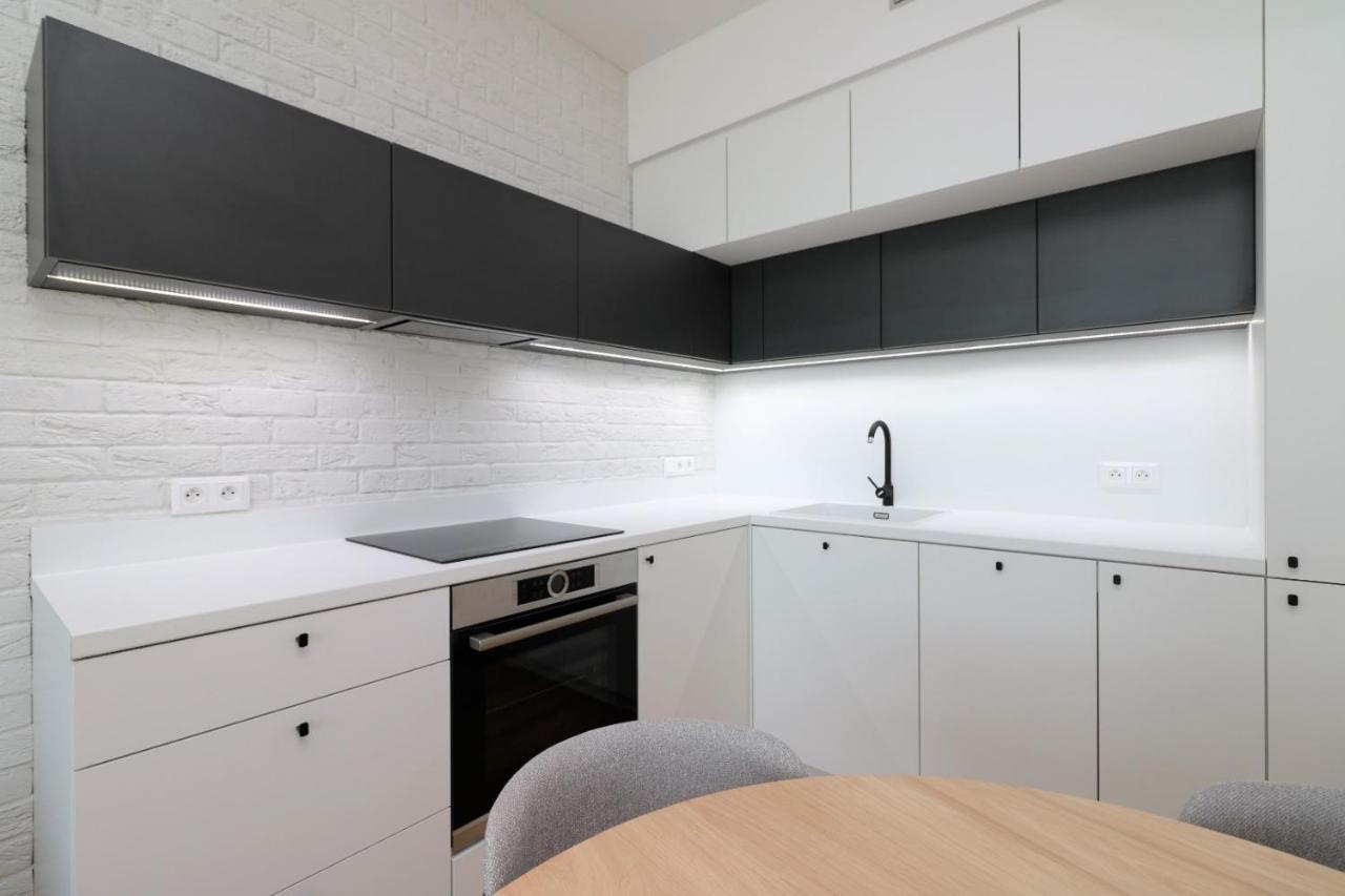 Sky Park New 1-Bedroom Apartment Bratislava Exterior foto